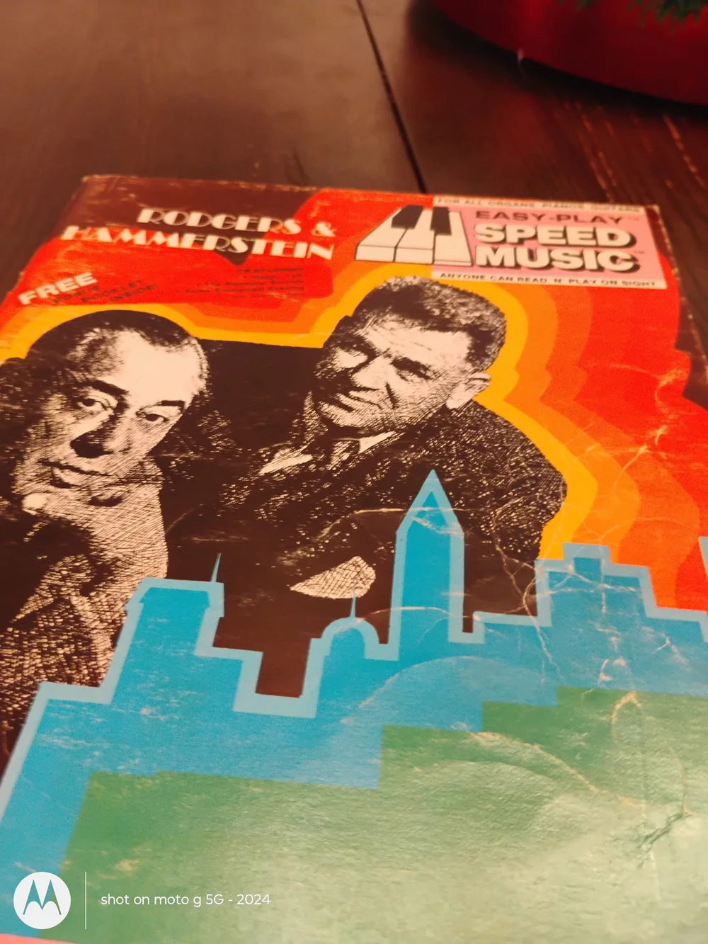 2 Easy To Play Sheet Music Books